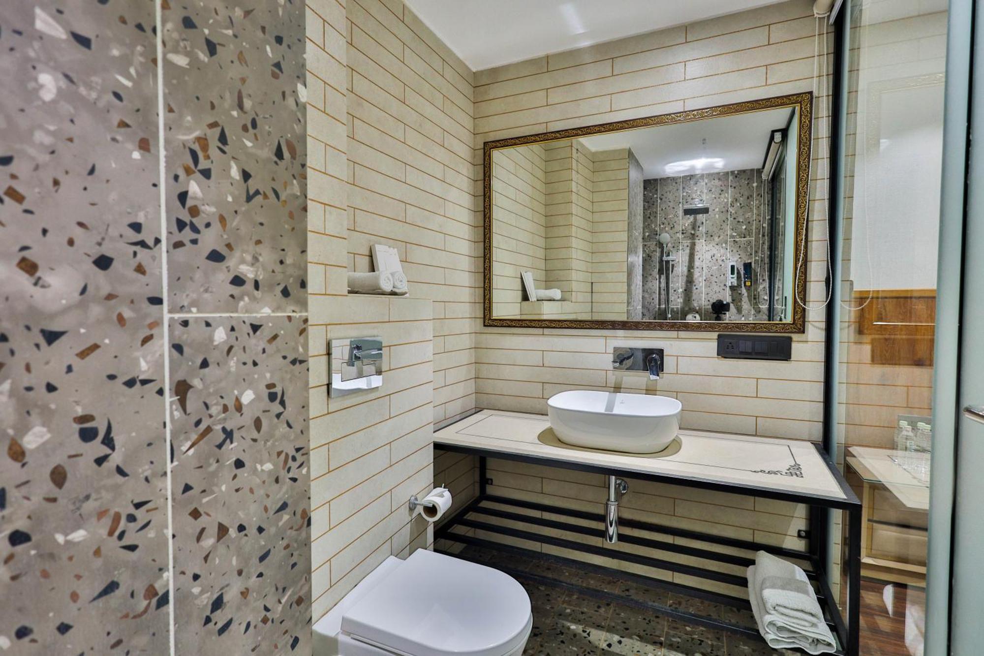 Clay Inn Hotels, Paschim Vihar デリー エクステリア 写真